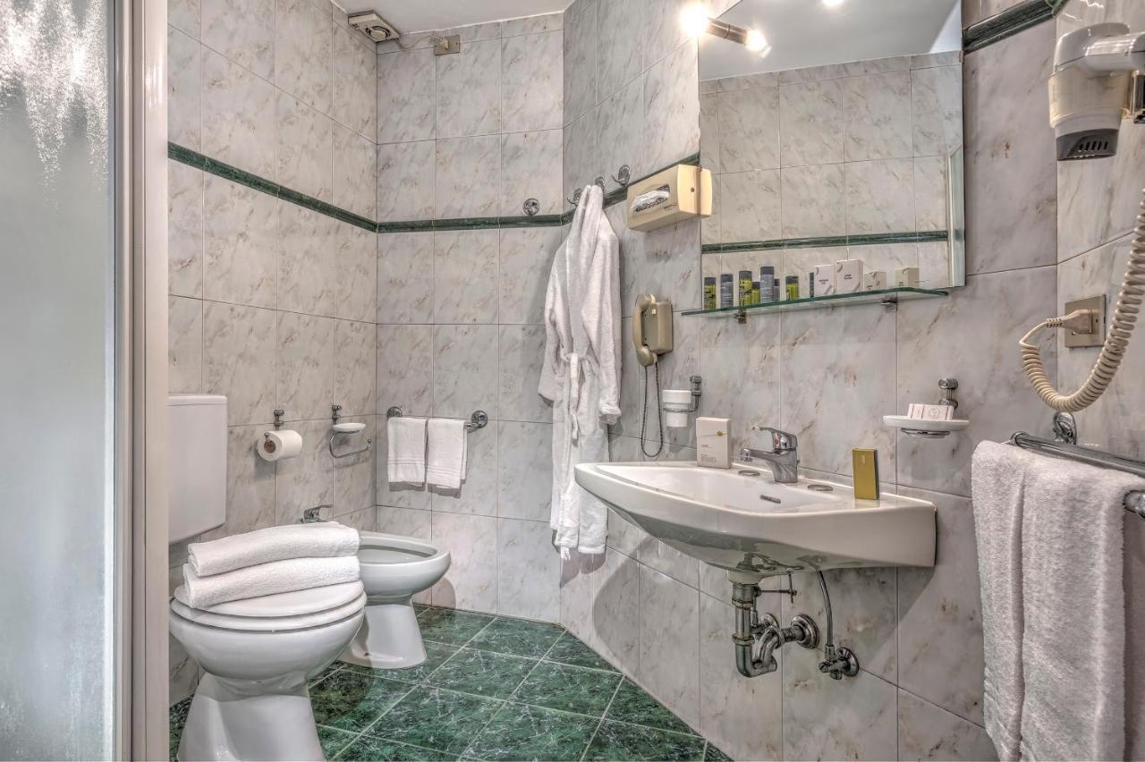 Park Hotel Terme 阿巴诺泰尔梅 外观 照片