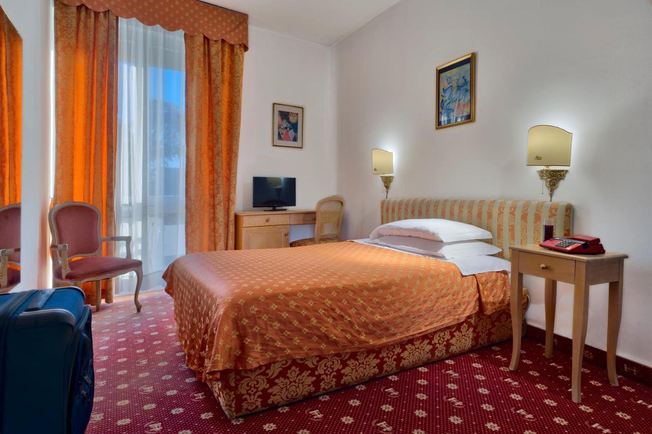 Park Hotel Terme 阿巴诺泰尔梅 外观 照片