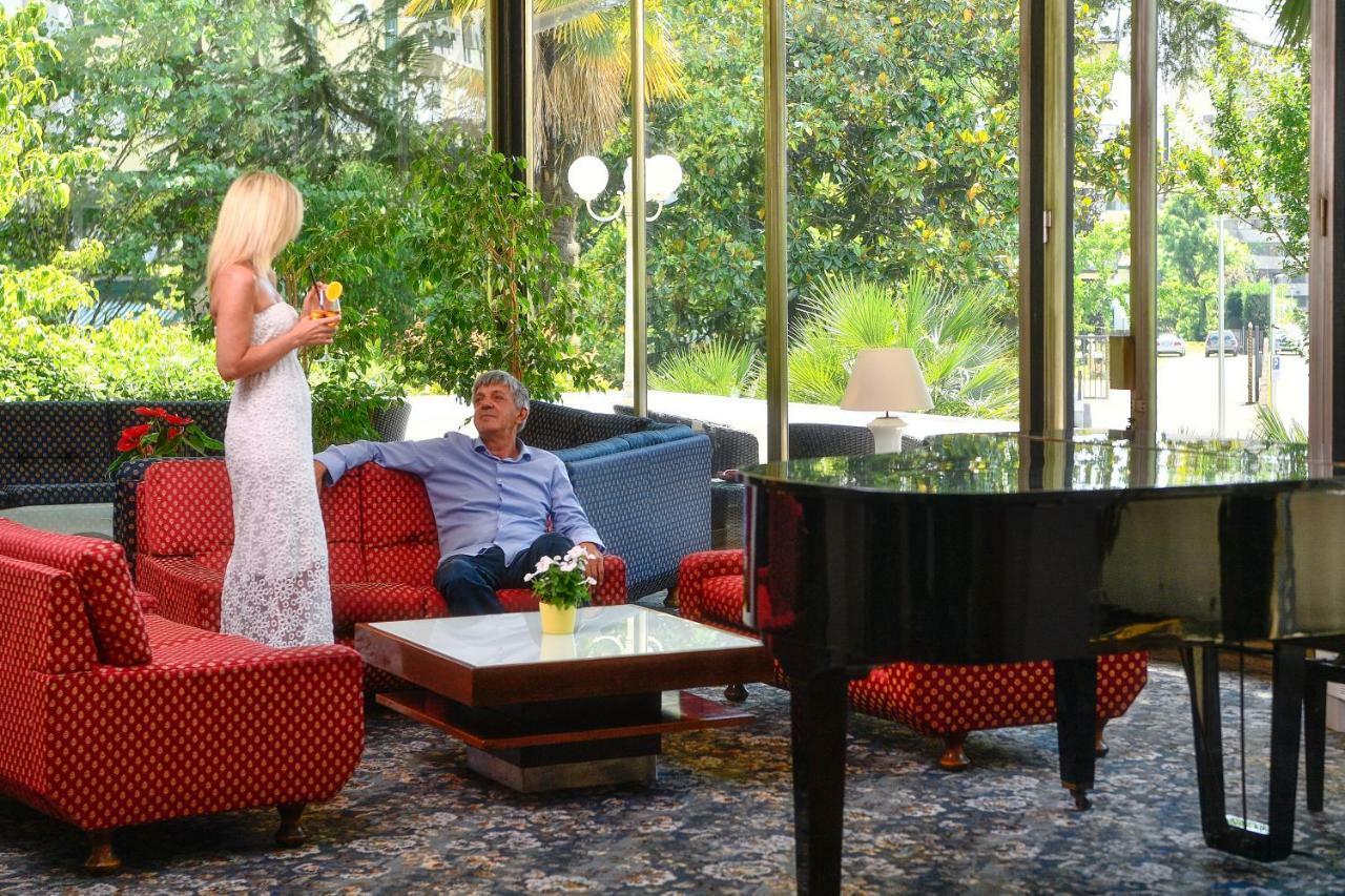 Park Hotel Terme 阿巴诺泰尔梅 外观 照片